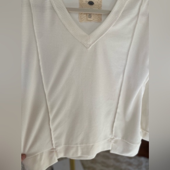 Cupio Thermal V-Neck Pullover Top Cottagecore Cozycore Buttery Soft Warm Neutral - Picture 3 of 8